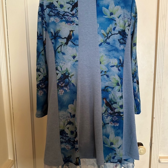 Soft Surroundings Flowers and Birds Draped Cardigan Topper with Hi-Lo hem - Picture 2 of 13